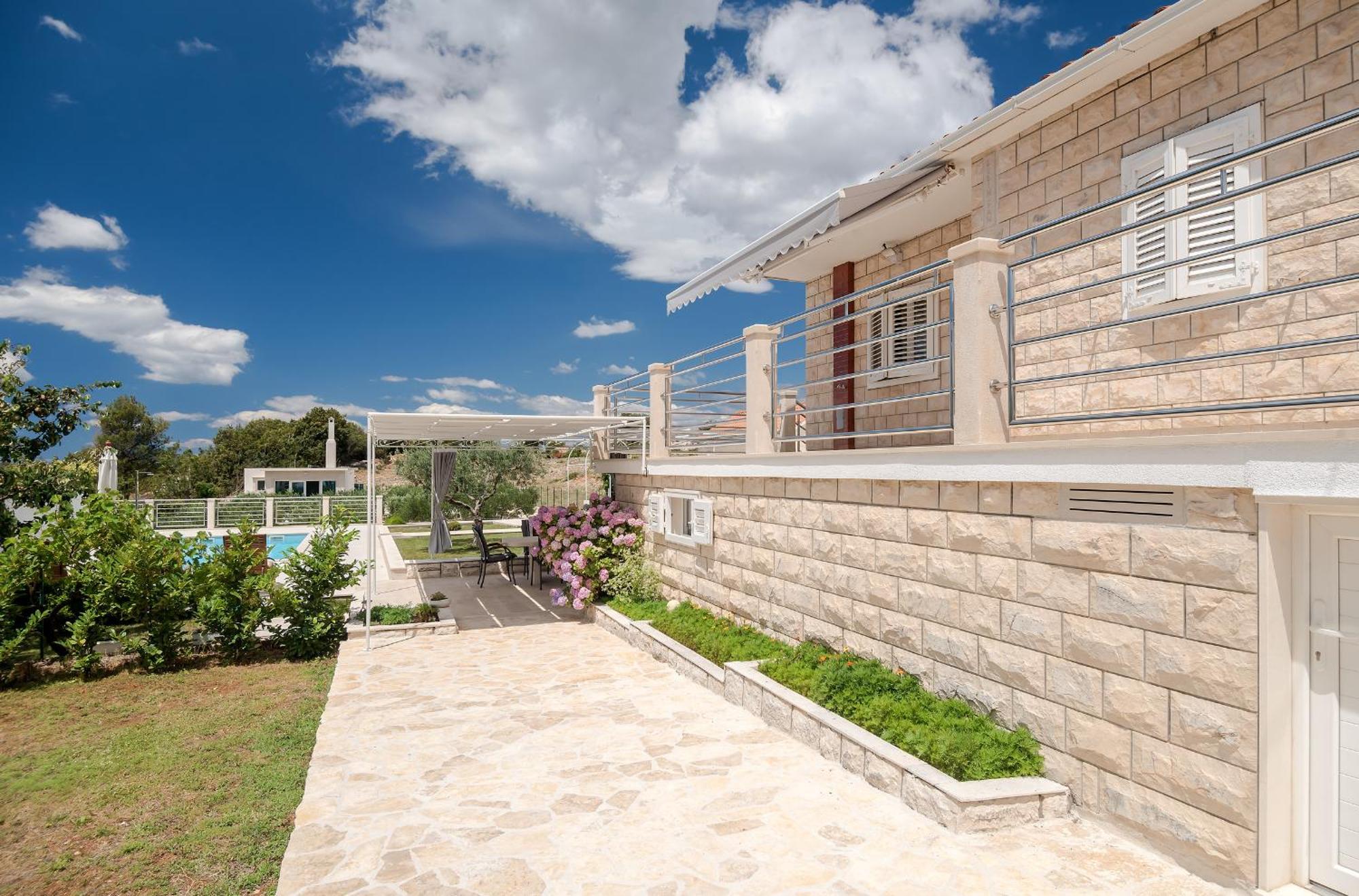 Villa Lilin San Donji Humac エクステリア 写真